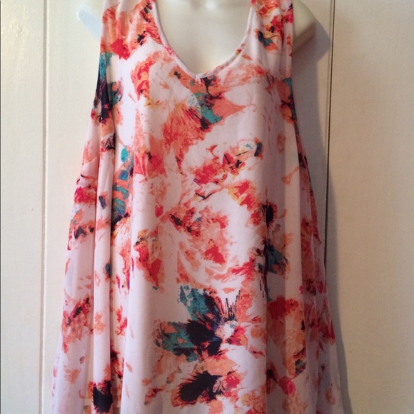 AVA & VIV Print Tank Tops - AVA VIV Print Tank